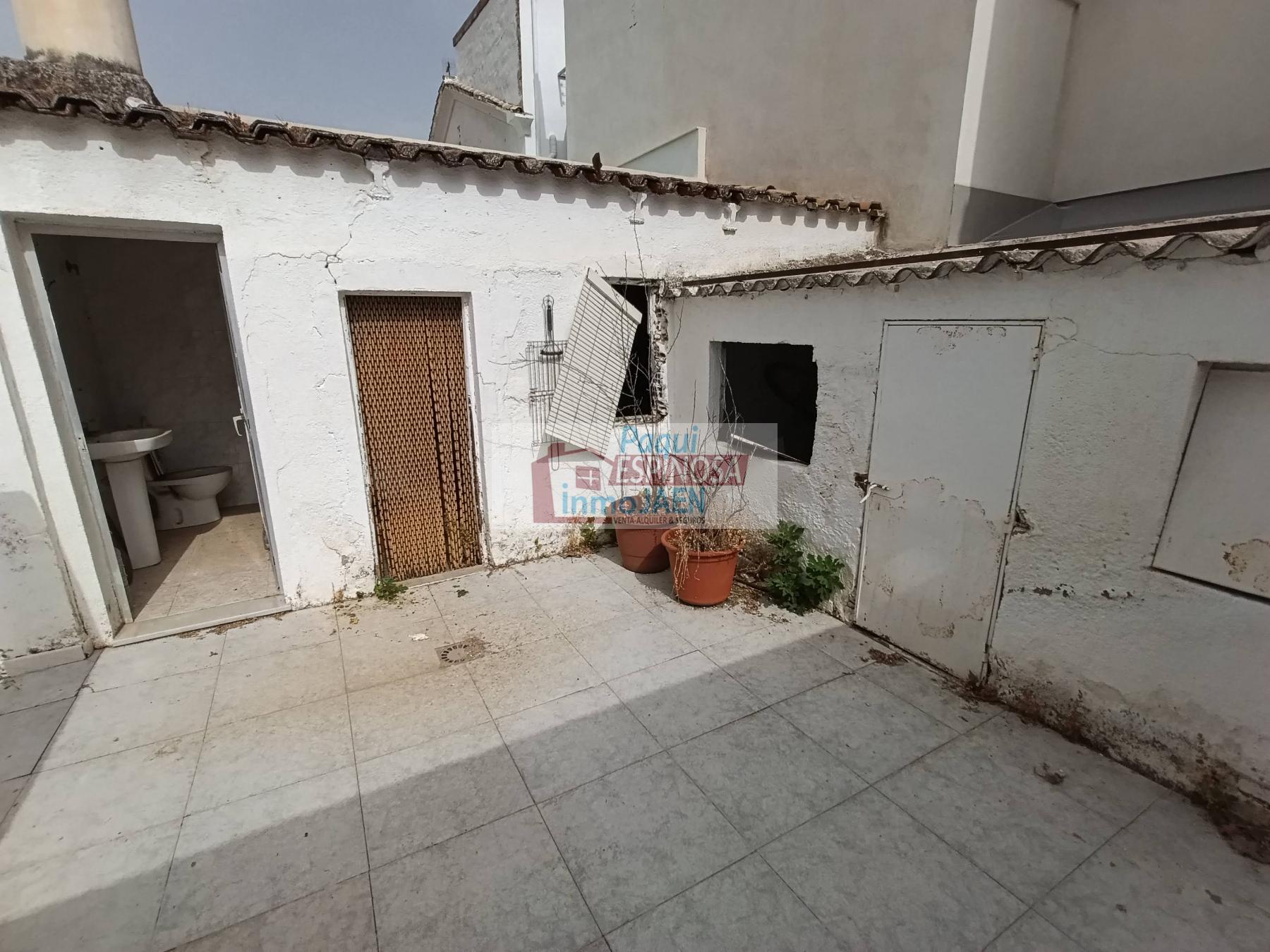 Venta de casa en Torredonjimeno