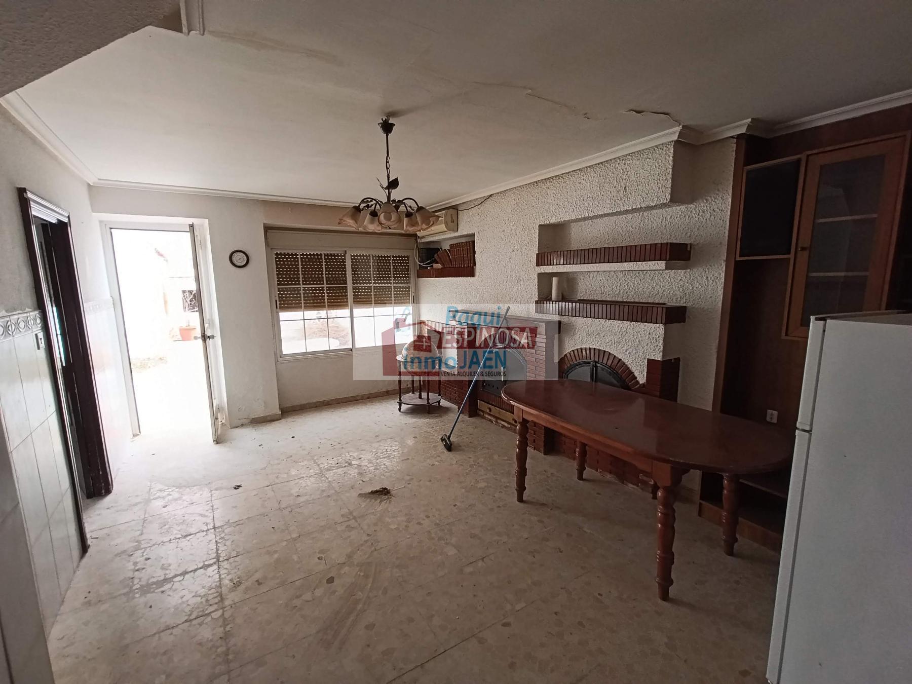 Venta de casa en Torredonjimeno