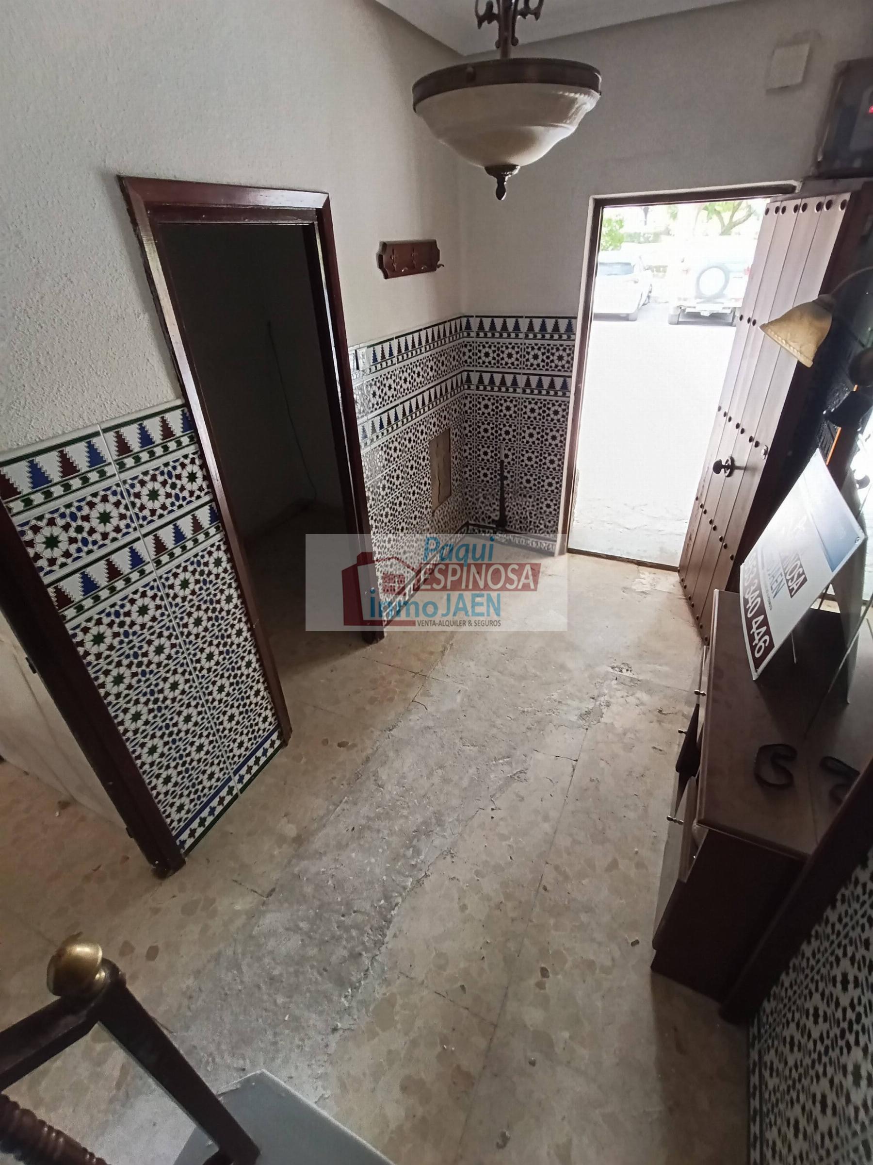 Venta de casa en Torredonjimeno