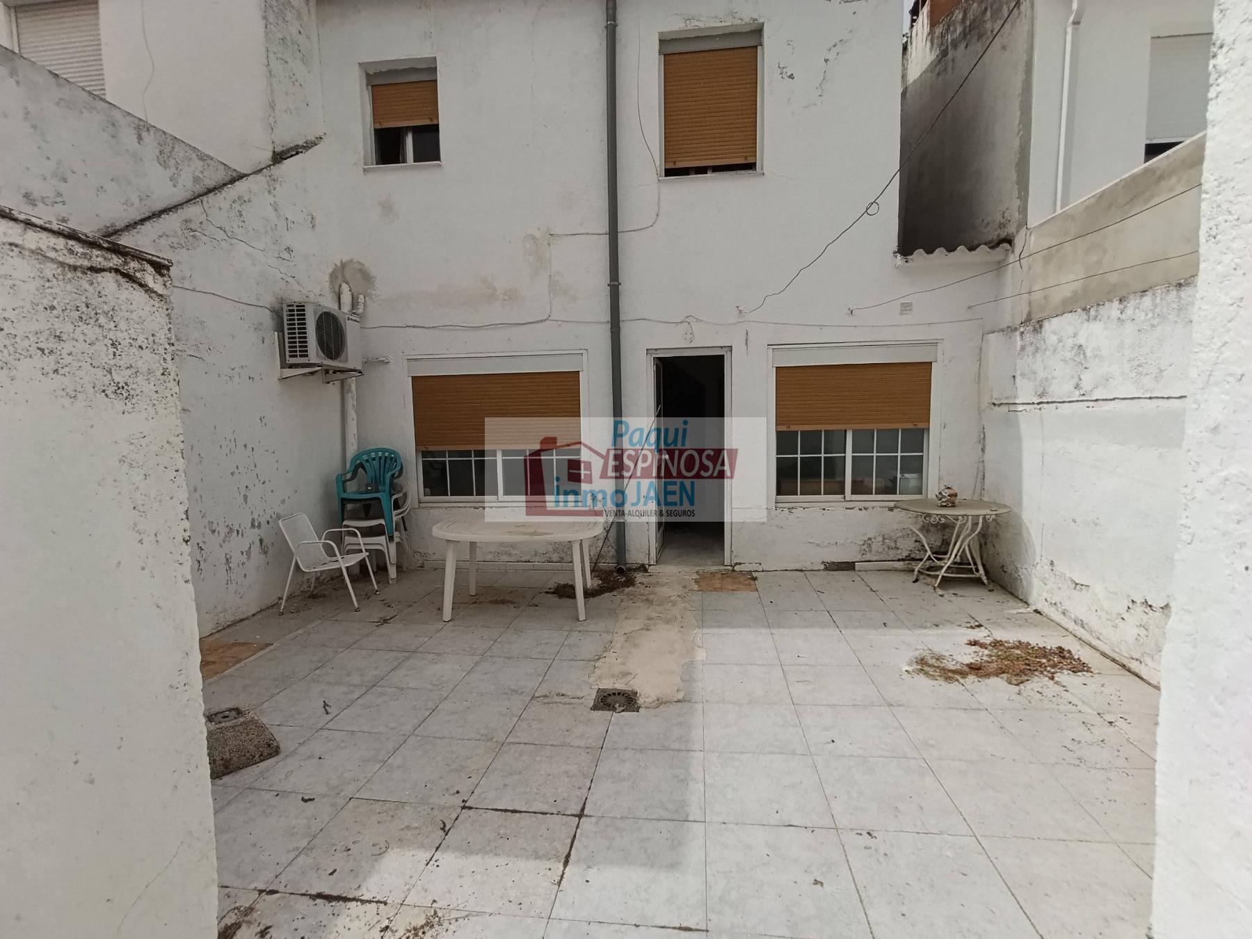 Venta de casa en Torredonjimeno