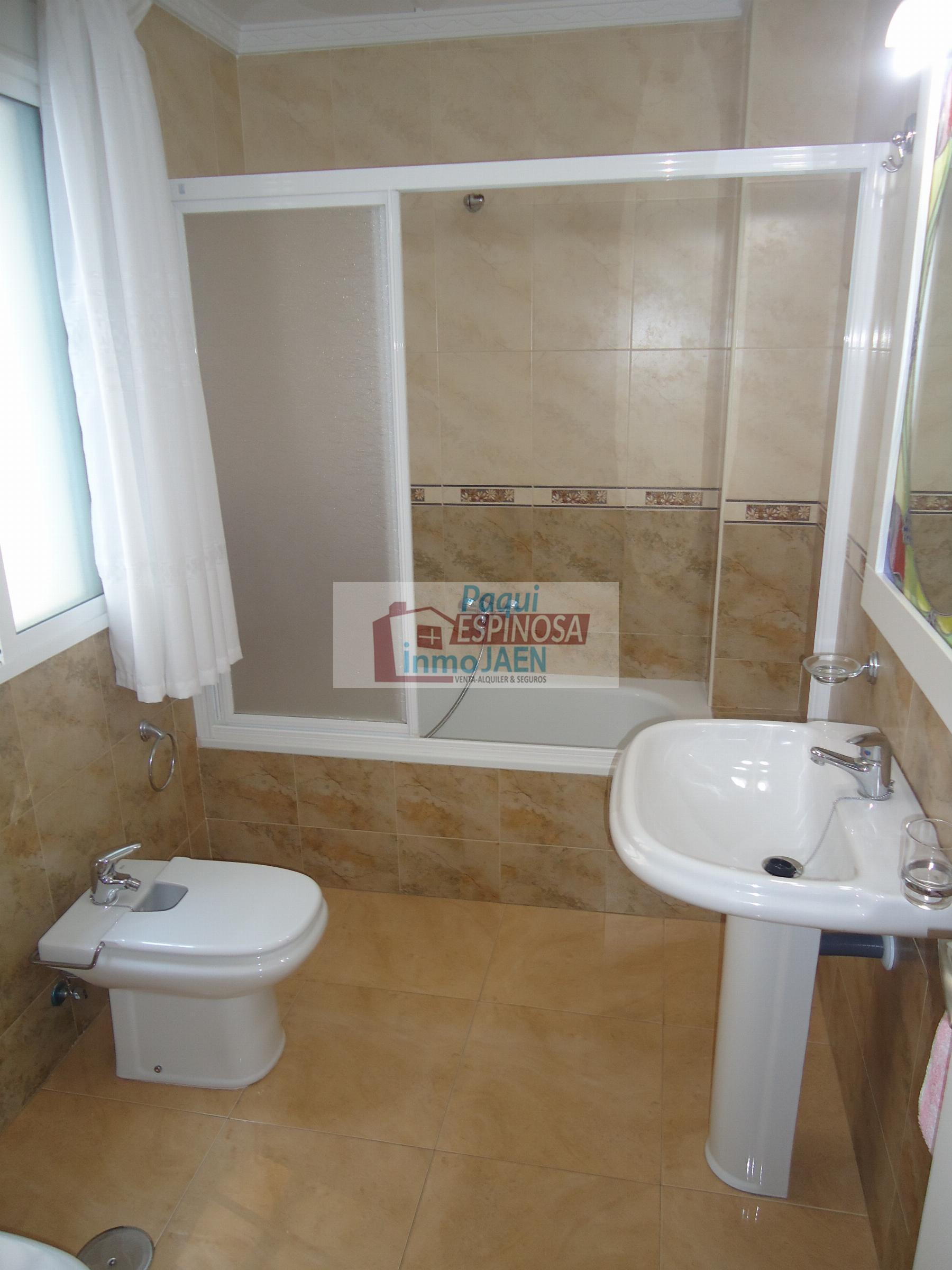 Venta de piso en Torredonjimeno