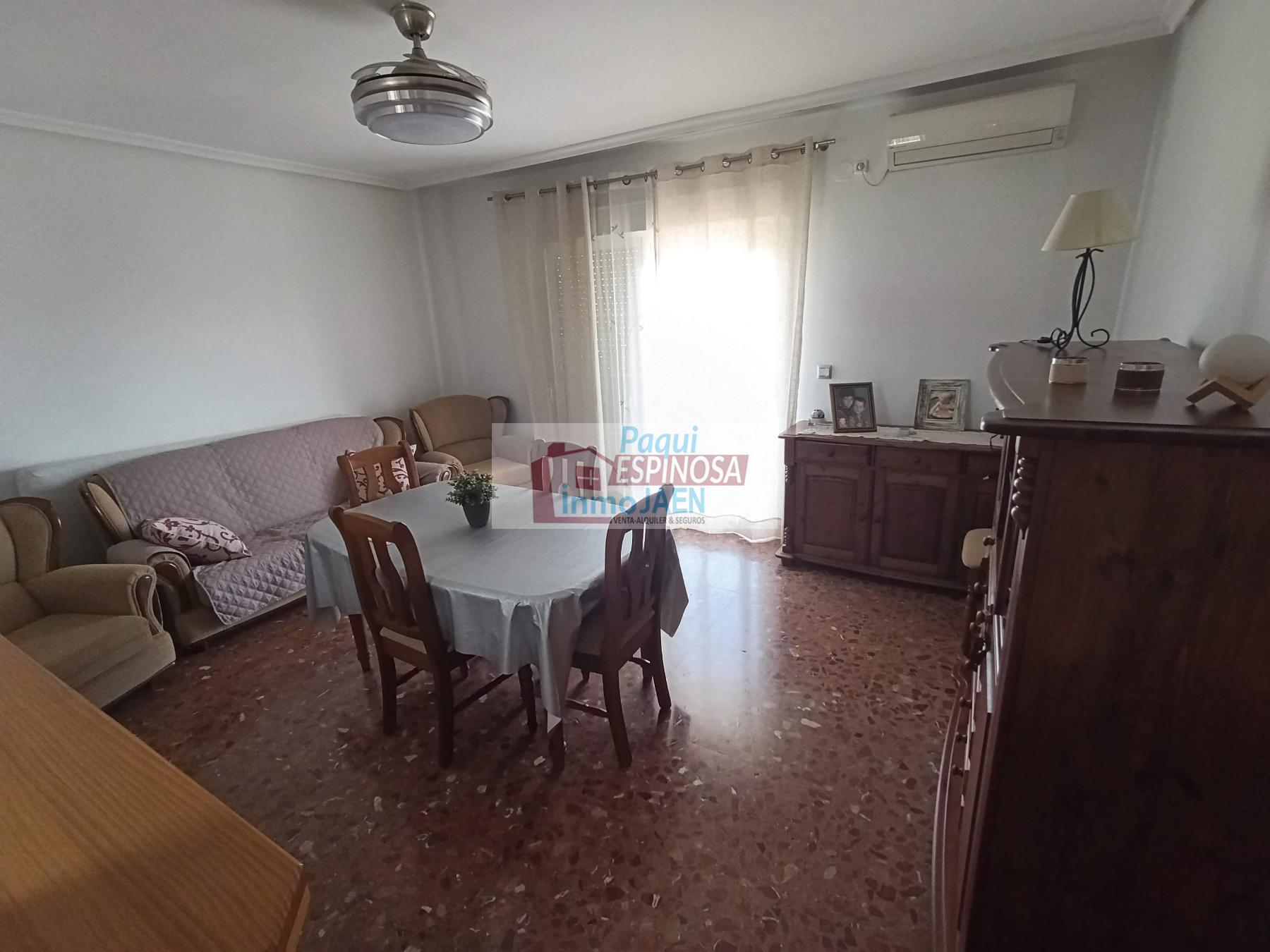 Venta de piso en Torredonjimeno