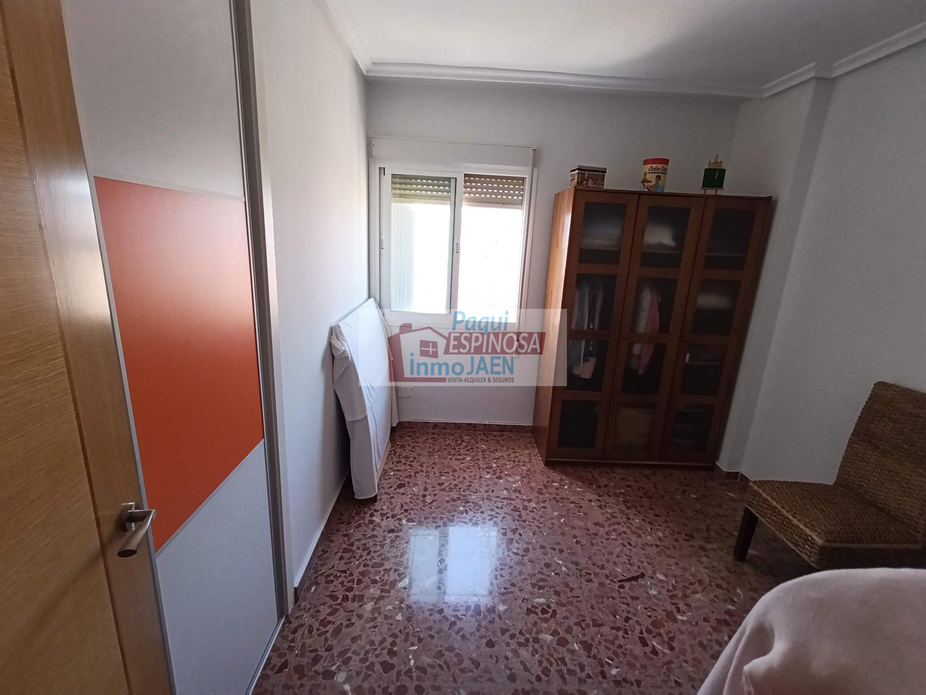 Venta de piso en Torredonjimeno