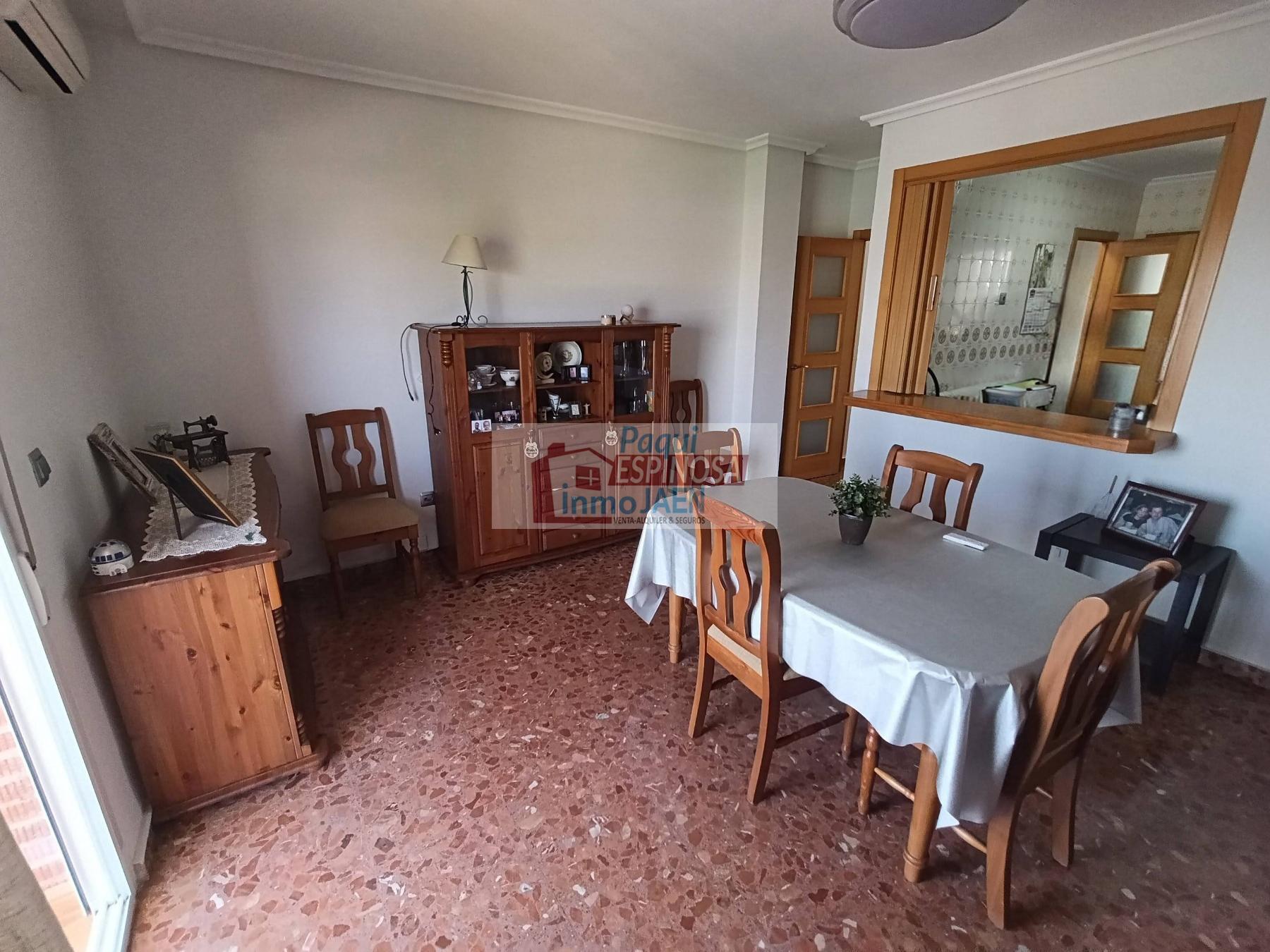 Venta de piso en Torredonjimeno