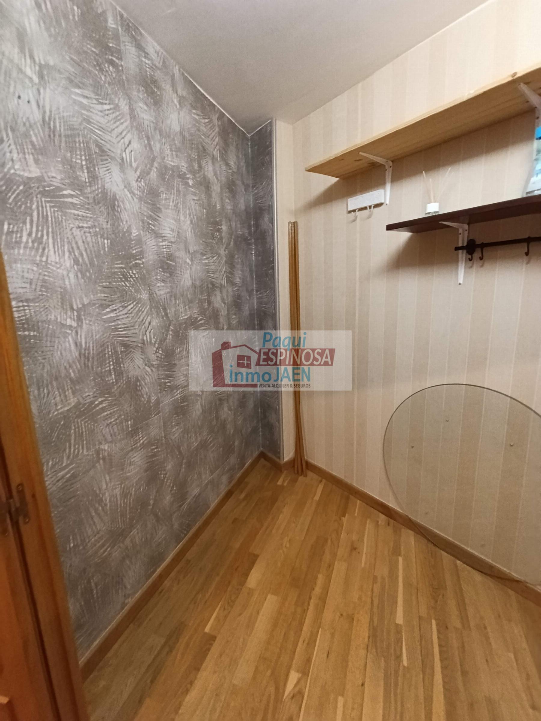 Venta de piso en Torredonjimeno