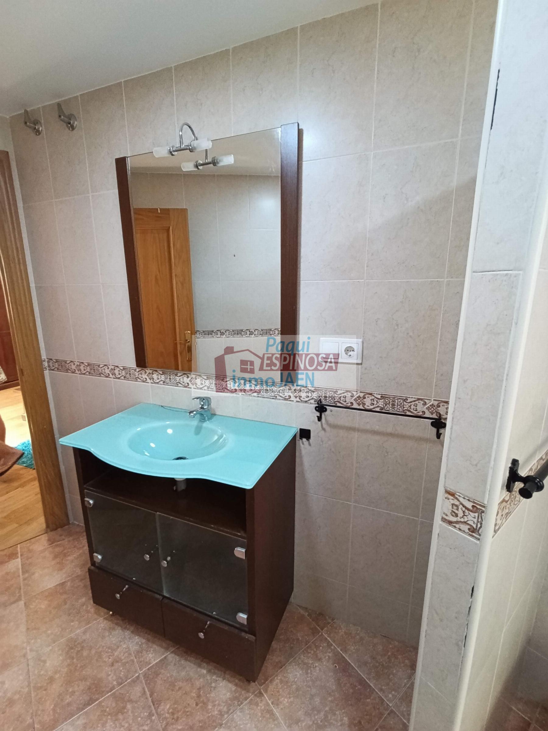 Venta de piso en Torredonjimeno