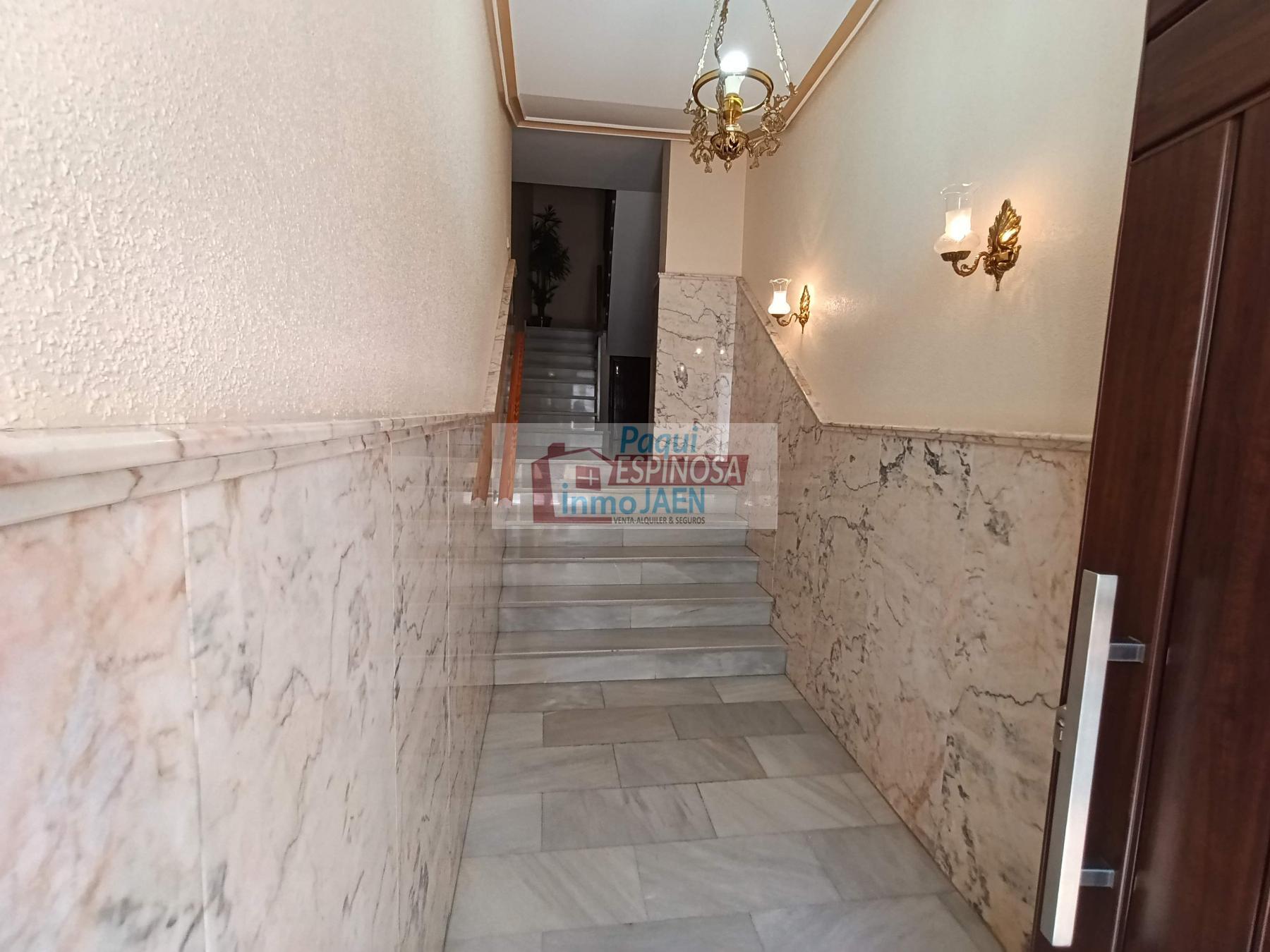 Venta de piso en Torredonjimeno