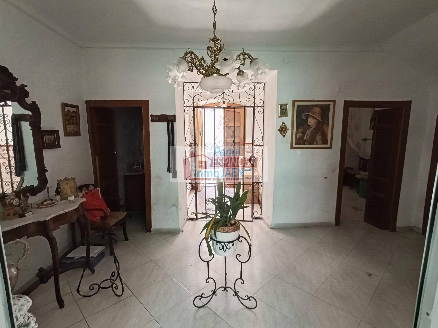 Venta de casa en Torredonjimeno