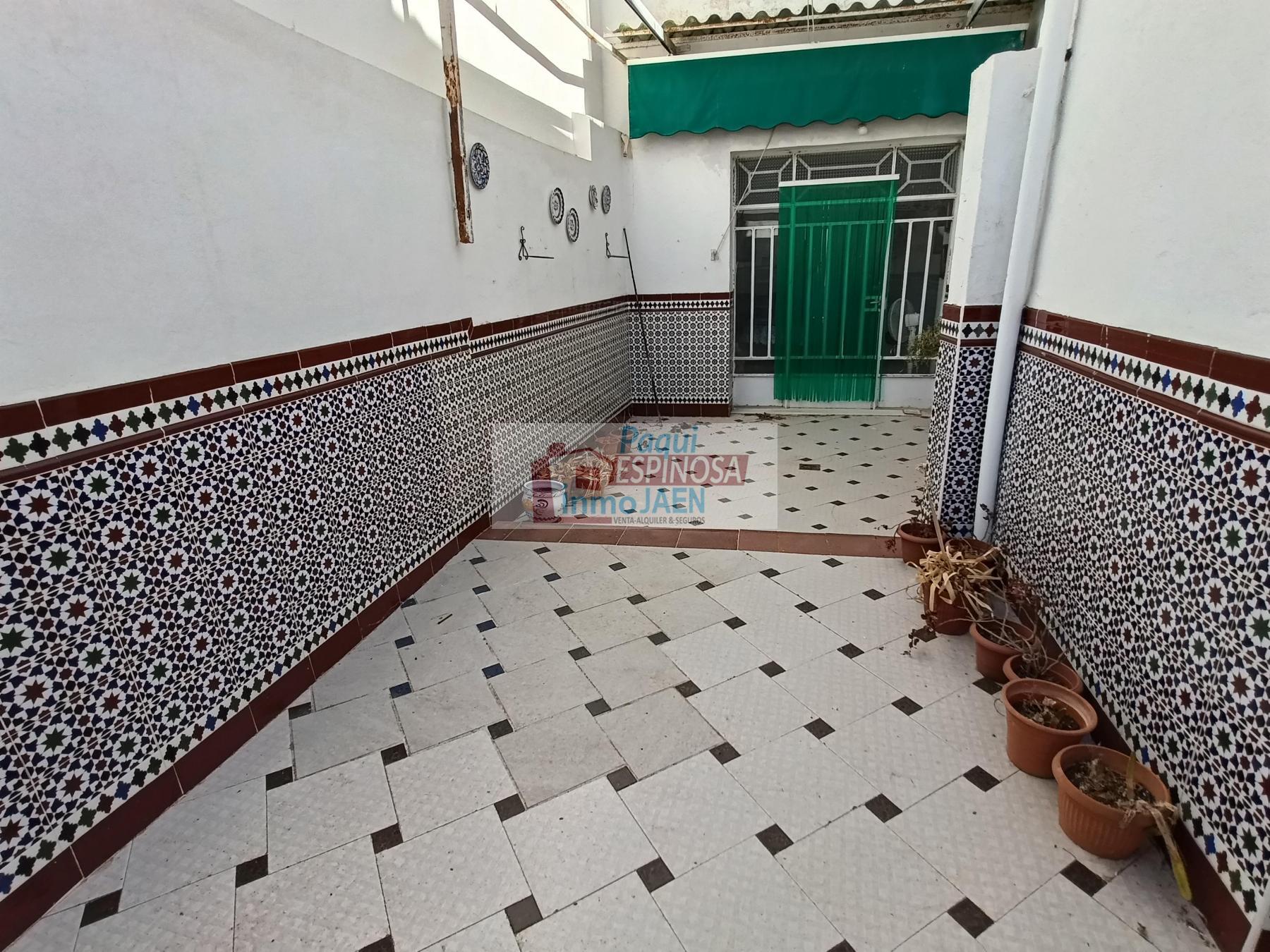 Venta de casa en Torredonjimeno