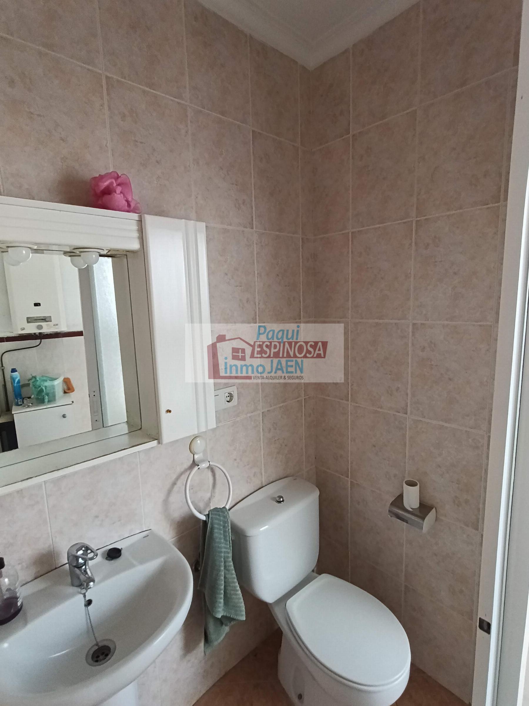 Venta de casa en Torredonjimeno
