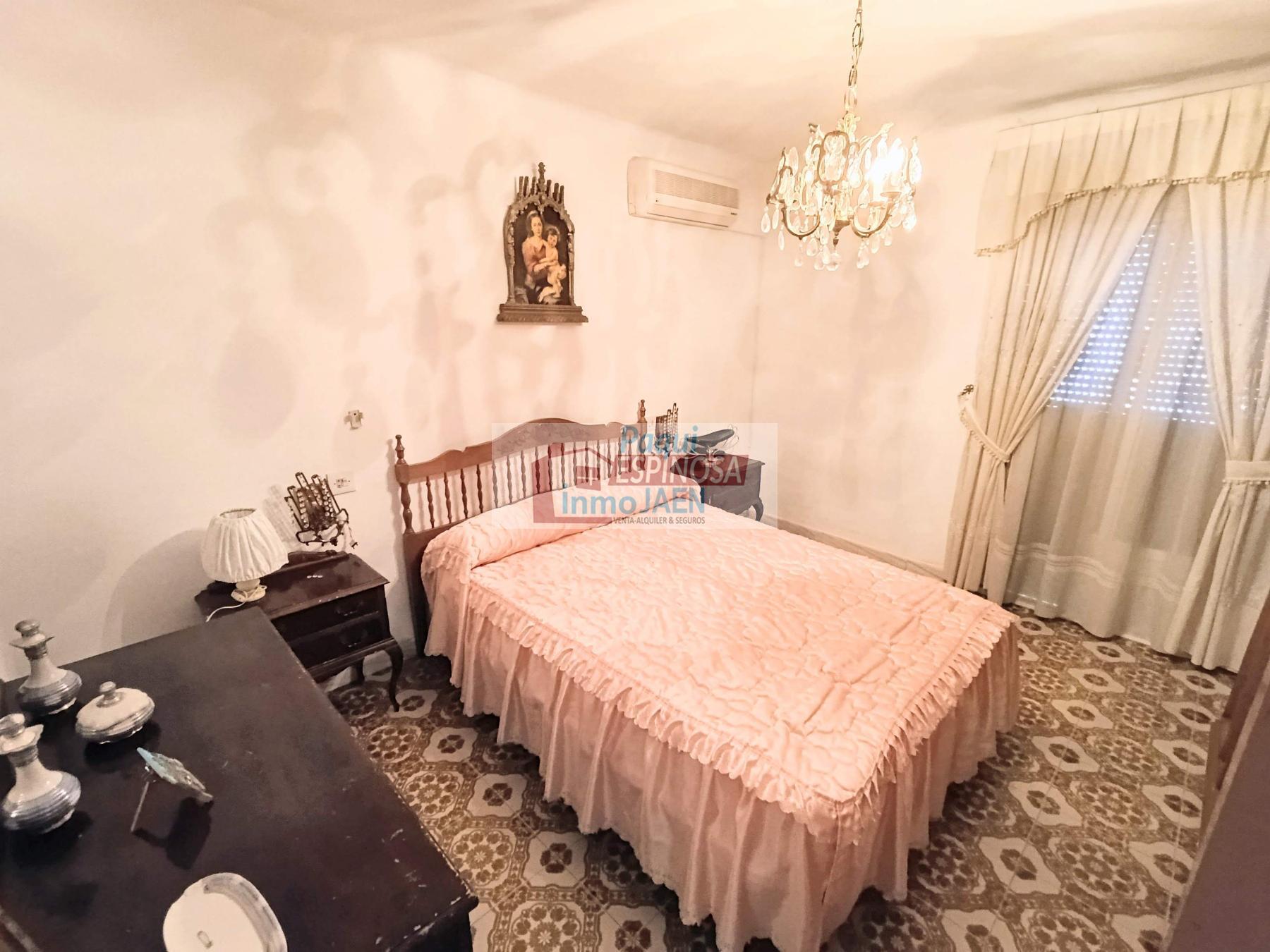 Venta de casa en Torredonjimeno