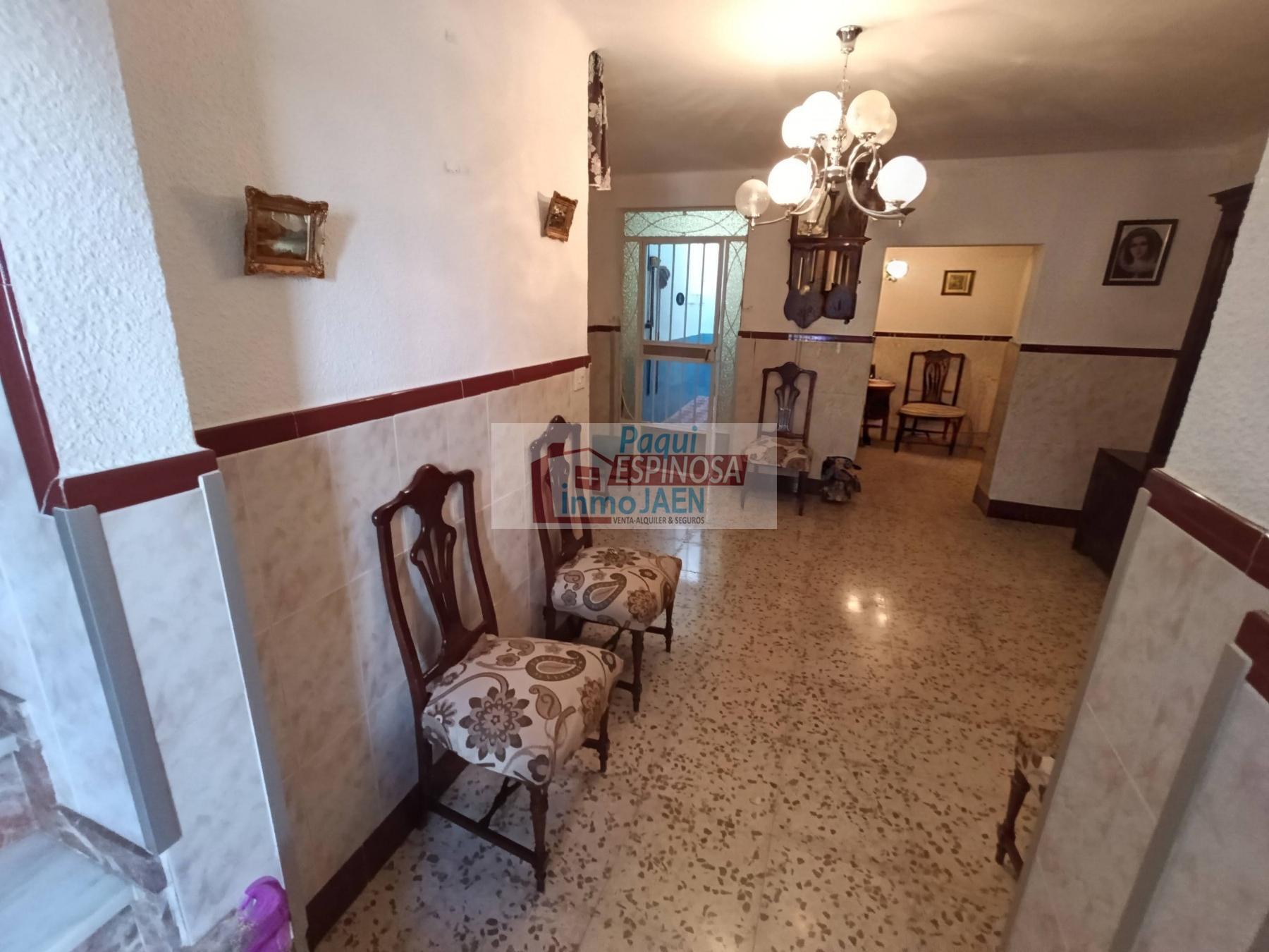 Venta de casa en Torredonjimeno