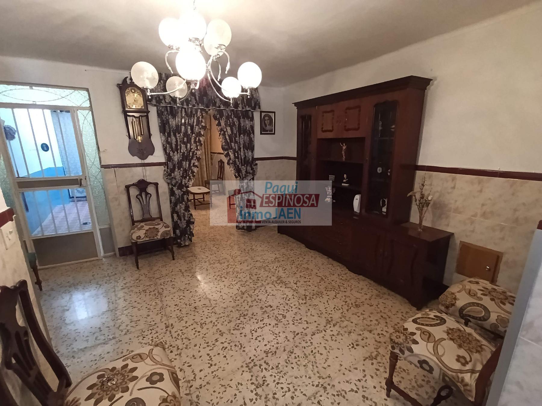 Venta de casa en Torredonjimeno