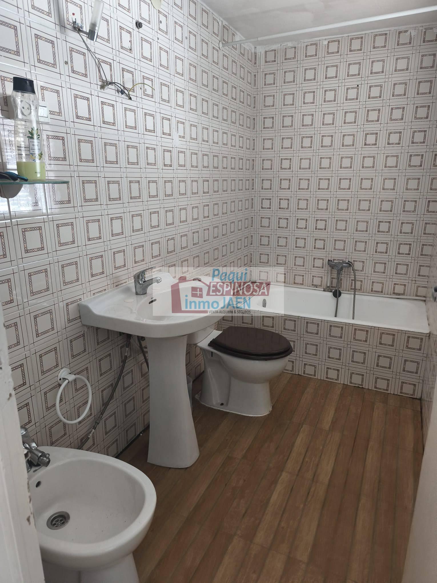 Venta de casa en Torredonjimeno