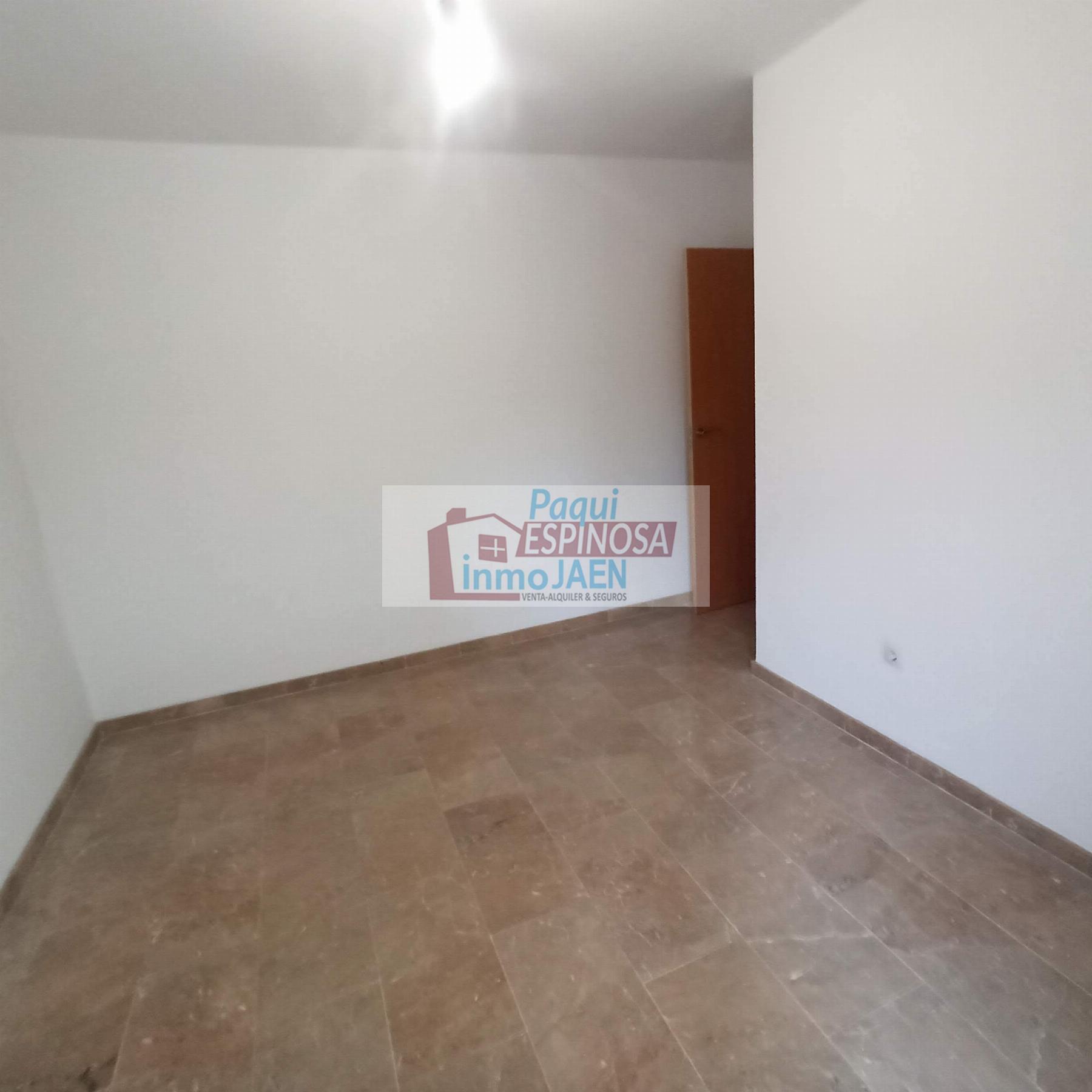 Venta de piso en Torredonjimeno