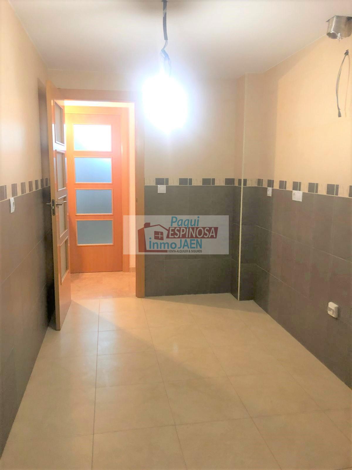 Venta de piso en Torredonjimeno