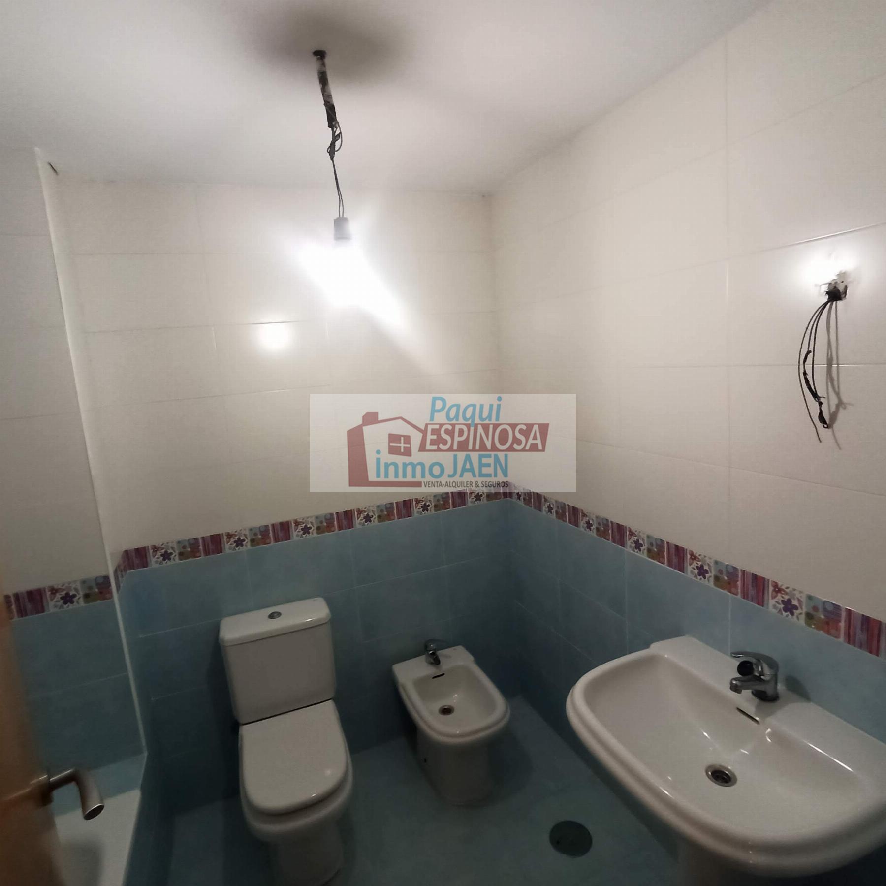 Venta de piso en Torredonjimeno