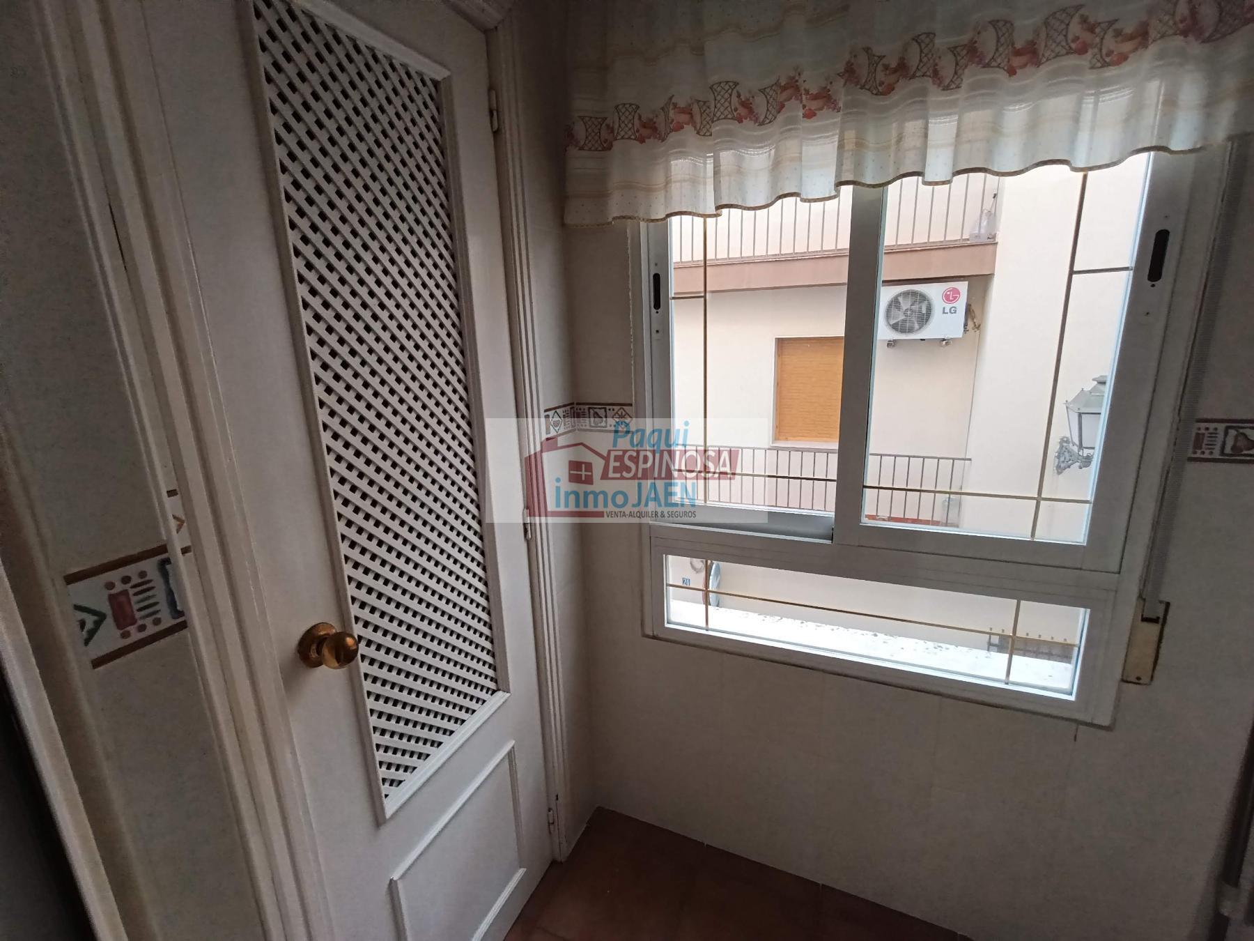 Venta de piso en Torredonjimeno