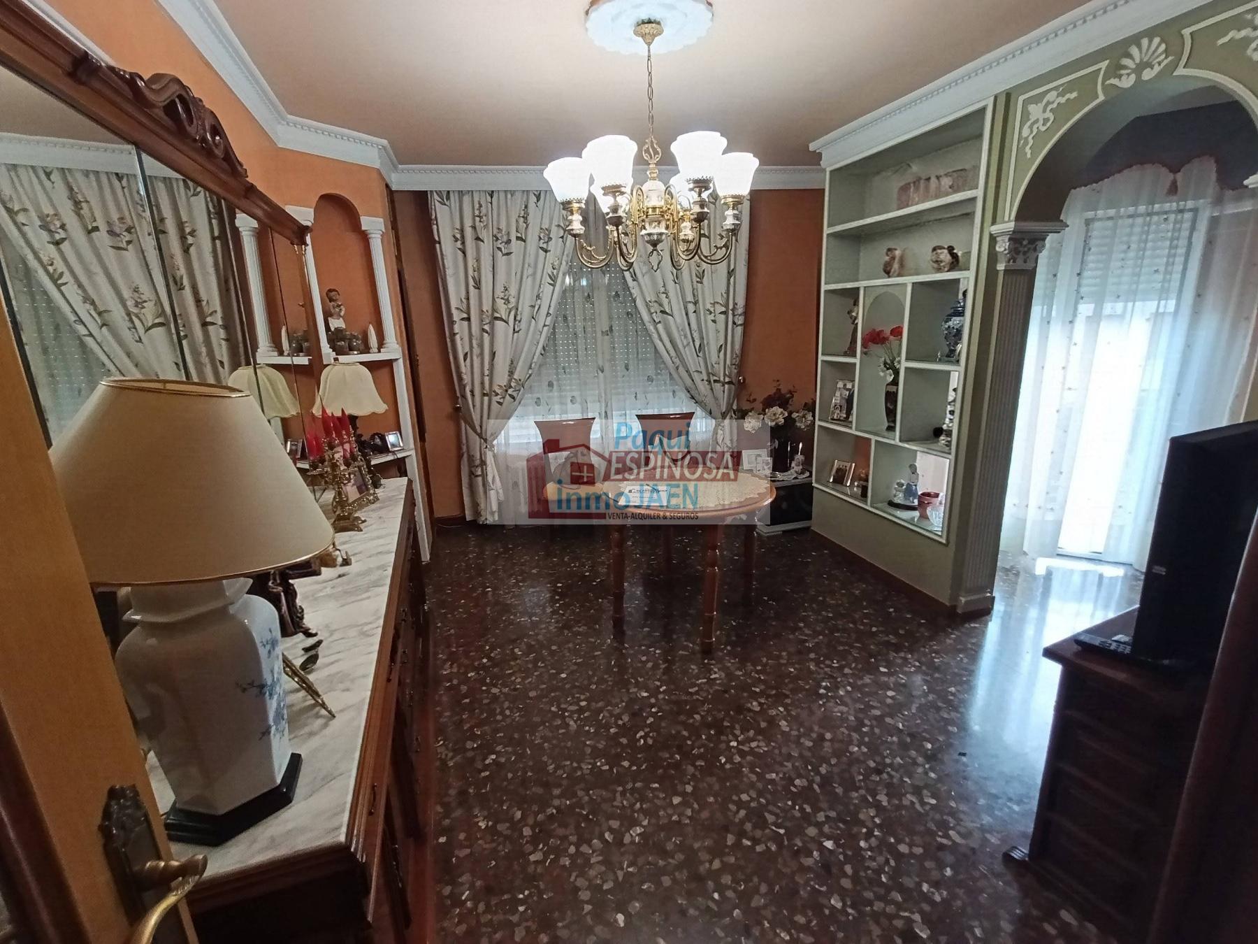 Venta de piso en Torredonjimeno