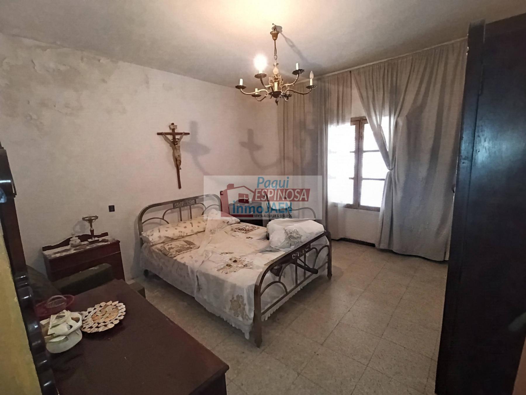 Venta de casa en Torredonjimeno