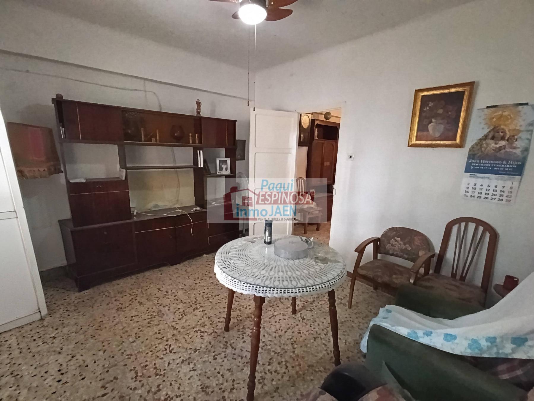 Venta de casa en Torredonjimeno