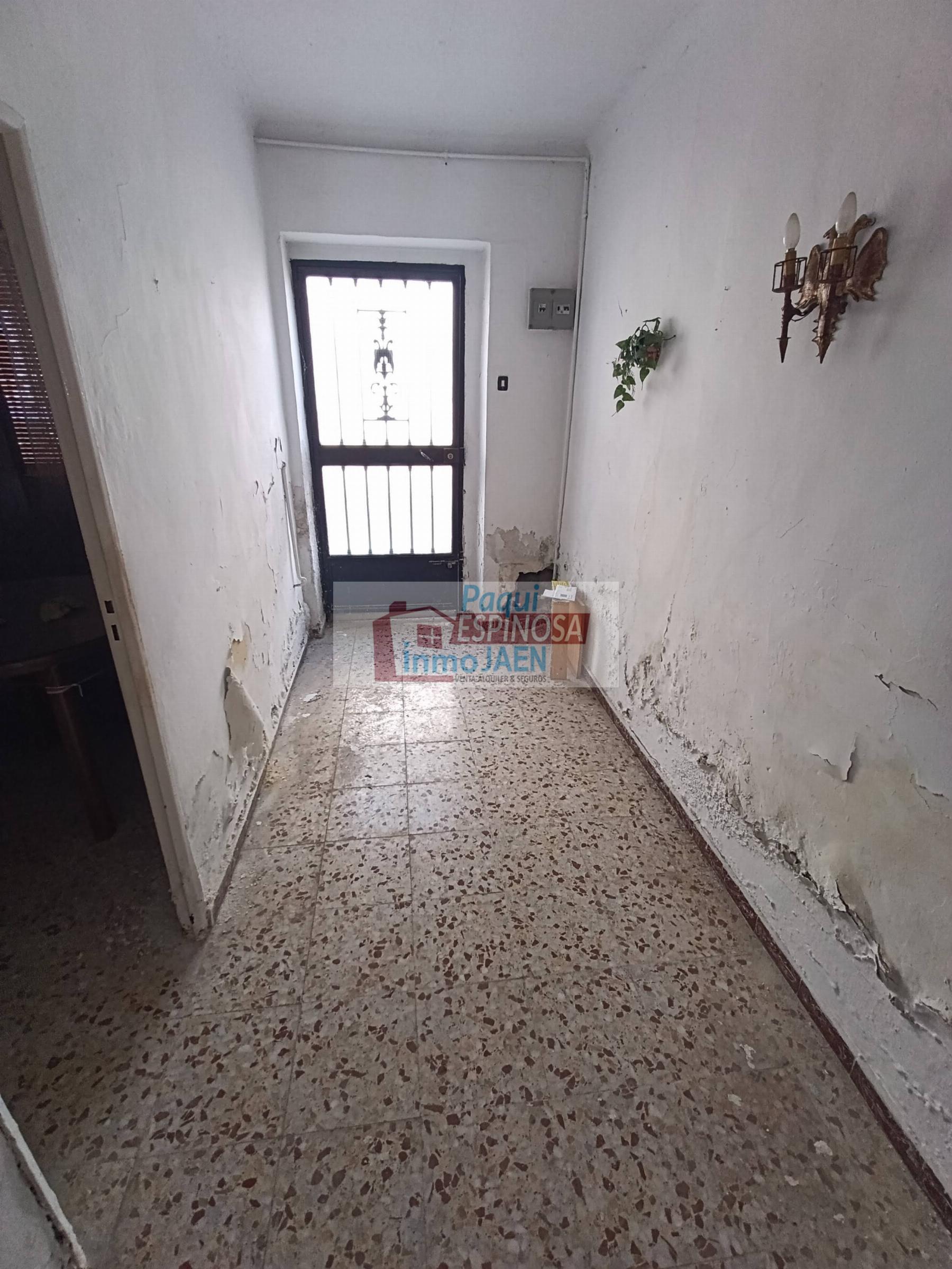 Venta de casa en Torredonjimeno