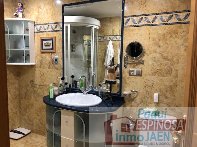 Venta de piso en Torredonjimeno