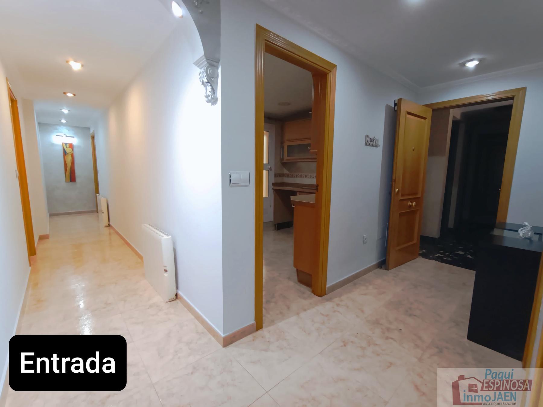 Venta de piso en Torredonjimeno