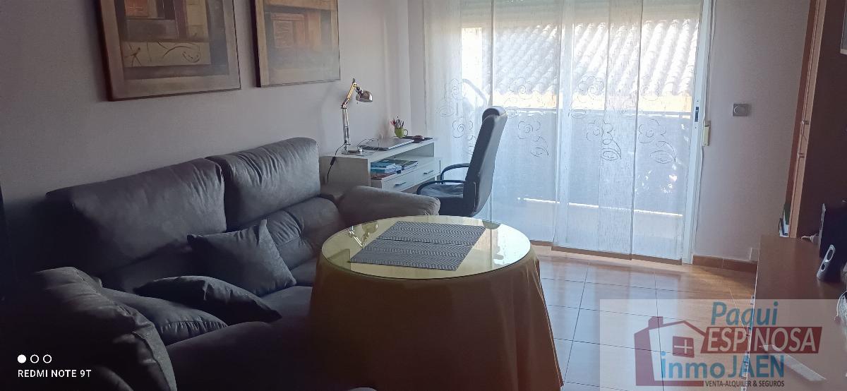 For sale of flat in Torredonjimeno