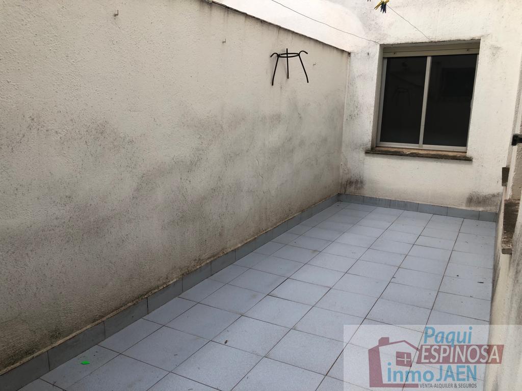 For sale of flat in Martos