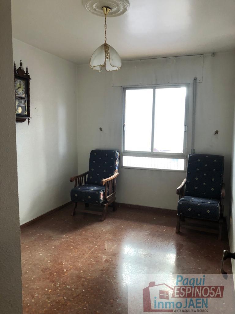For sale of flat in Martos