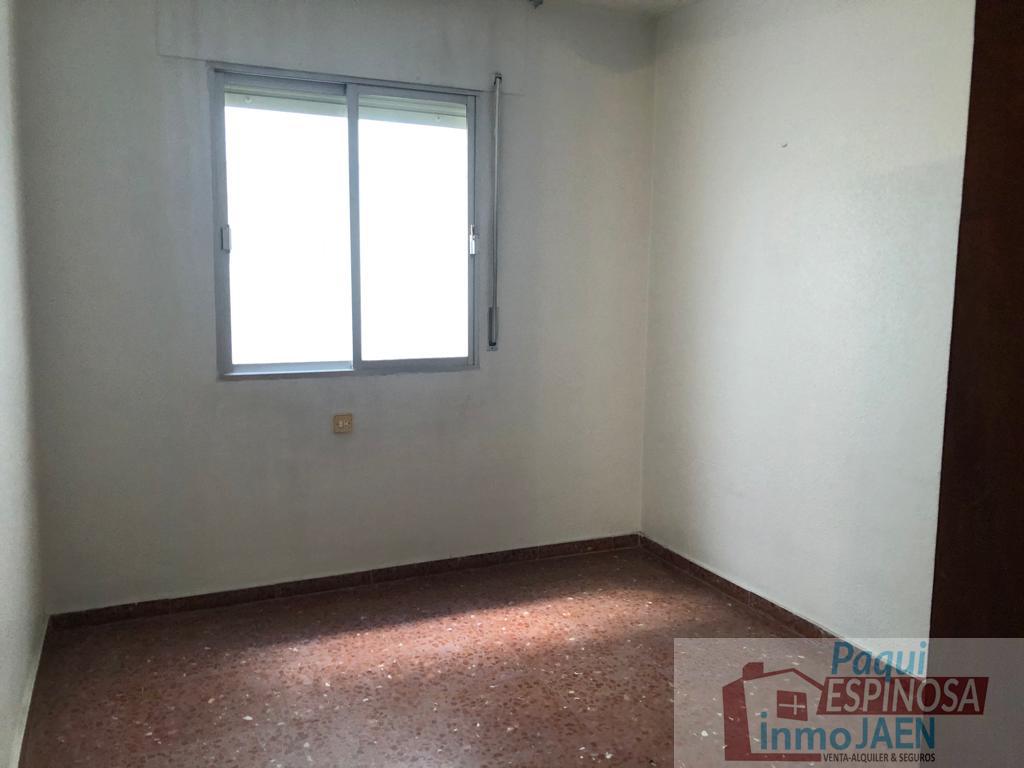 For sale of flat in Martos