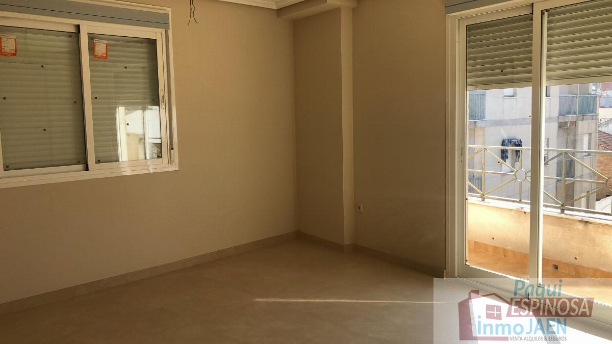For sale of flat in Torredonjimeno