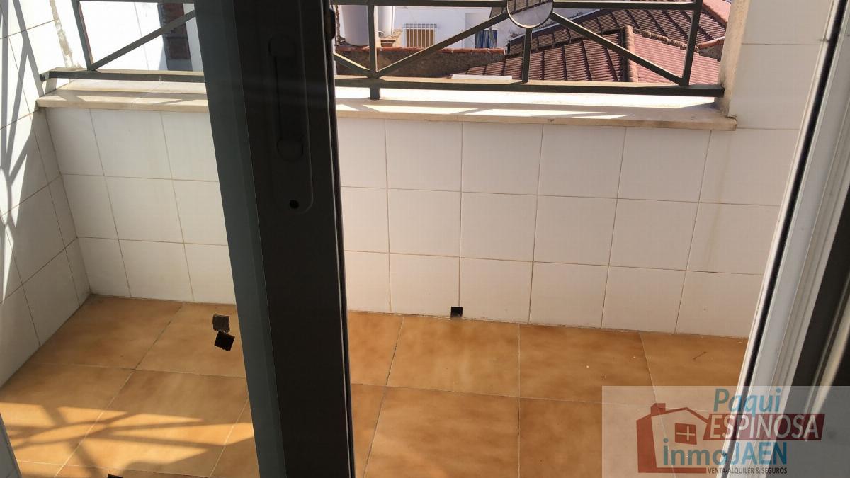 For sale of flat in Torredonjimeno