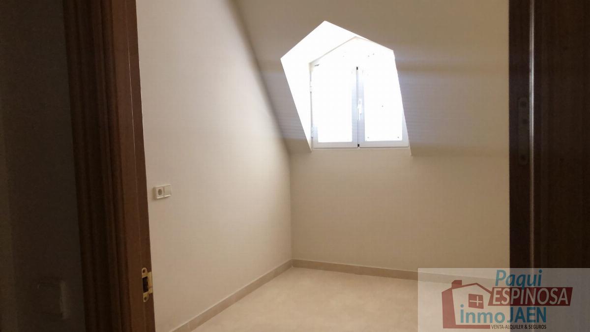 For sale of flat in Torredonjimeno