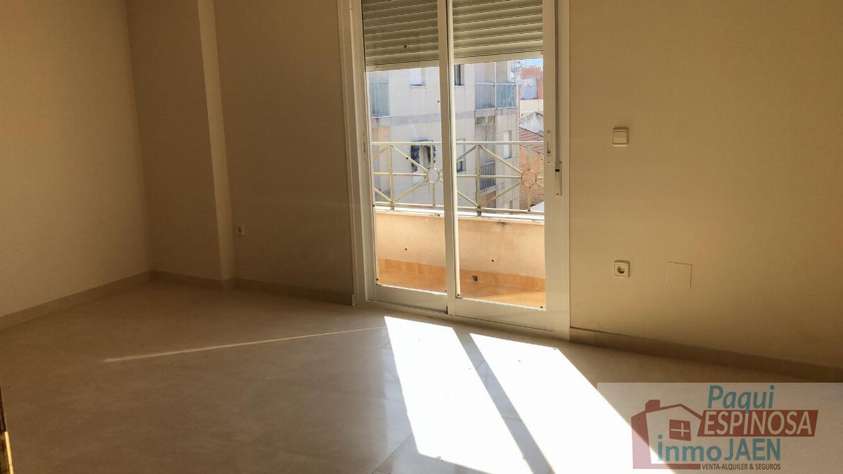 For sale of flat in Torredonjimeno