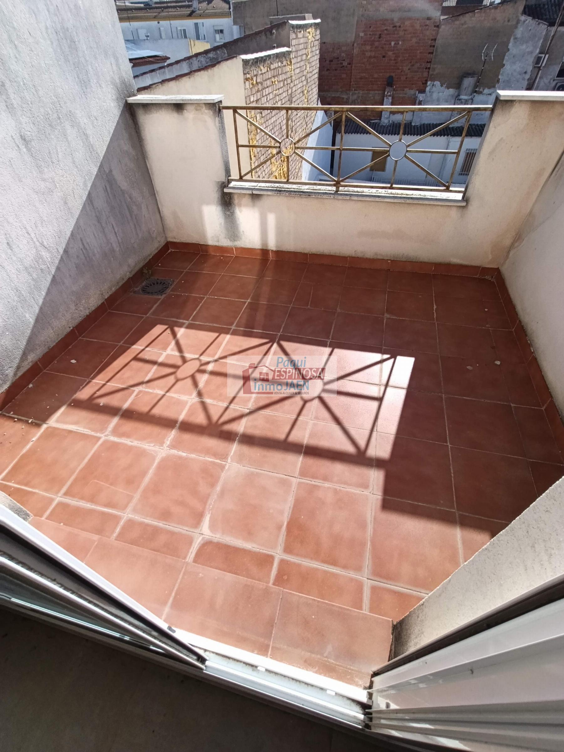 For sale of flat in Torredonjimeno