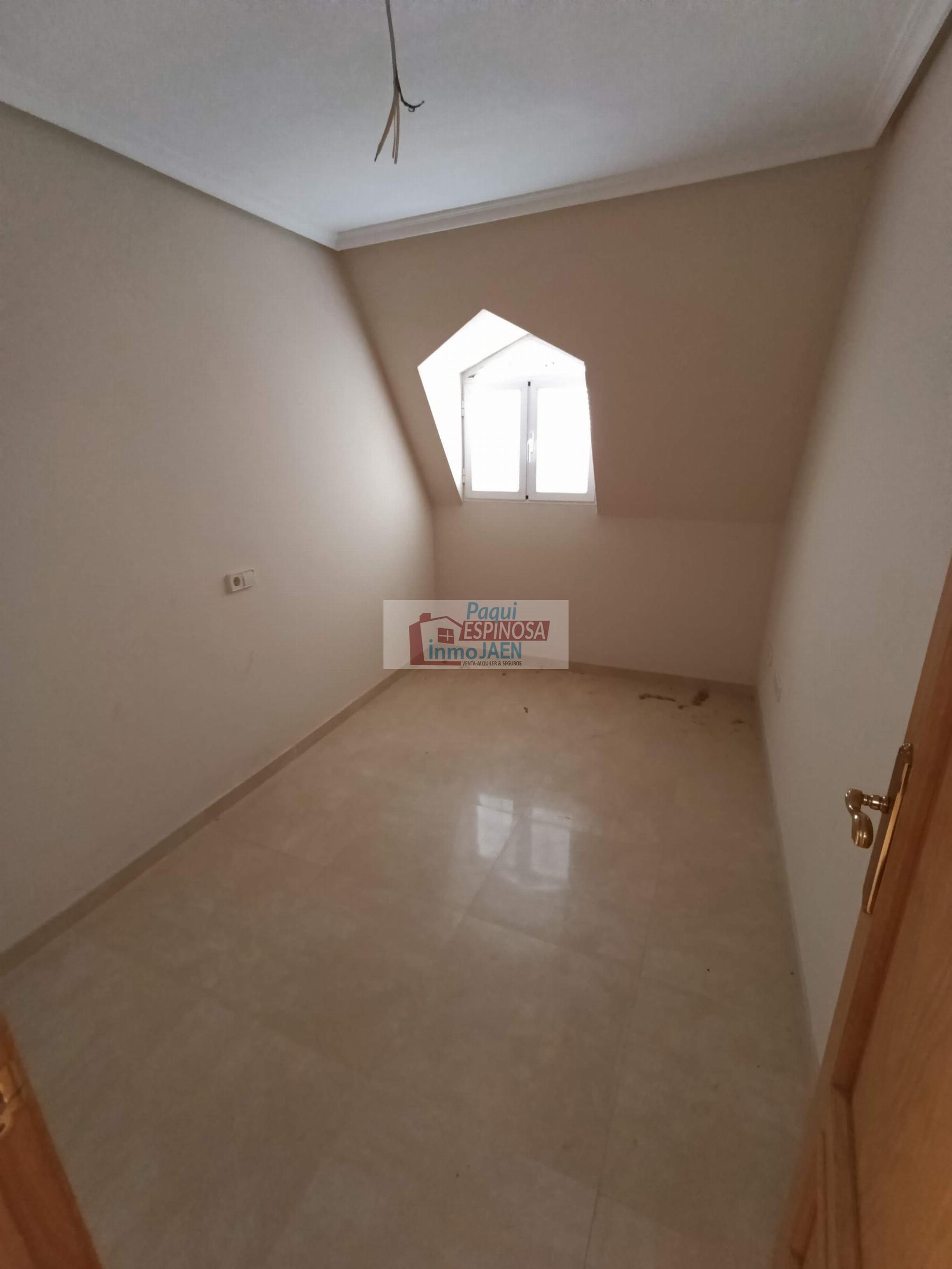 For sale of flat in Torredonjimeno