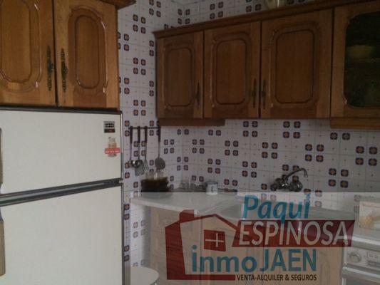 For sale of house in Torredonjimeno