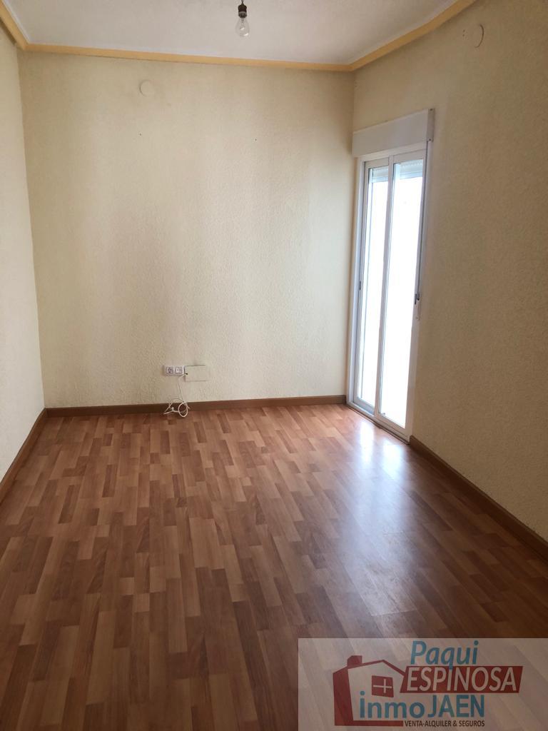 For sale of flat in Torredonjimeno