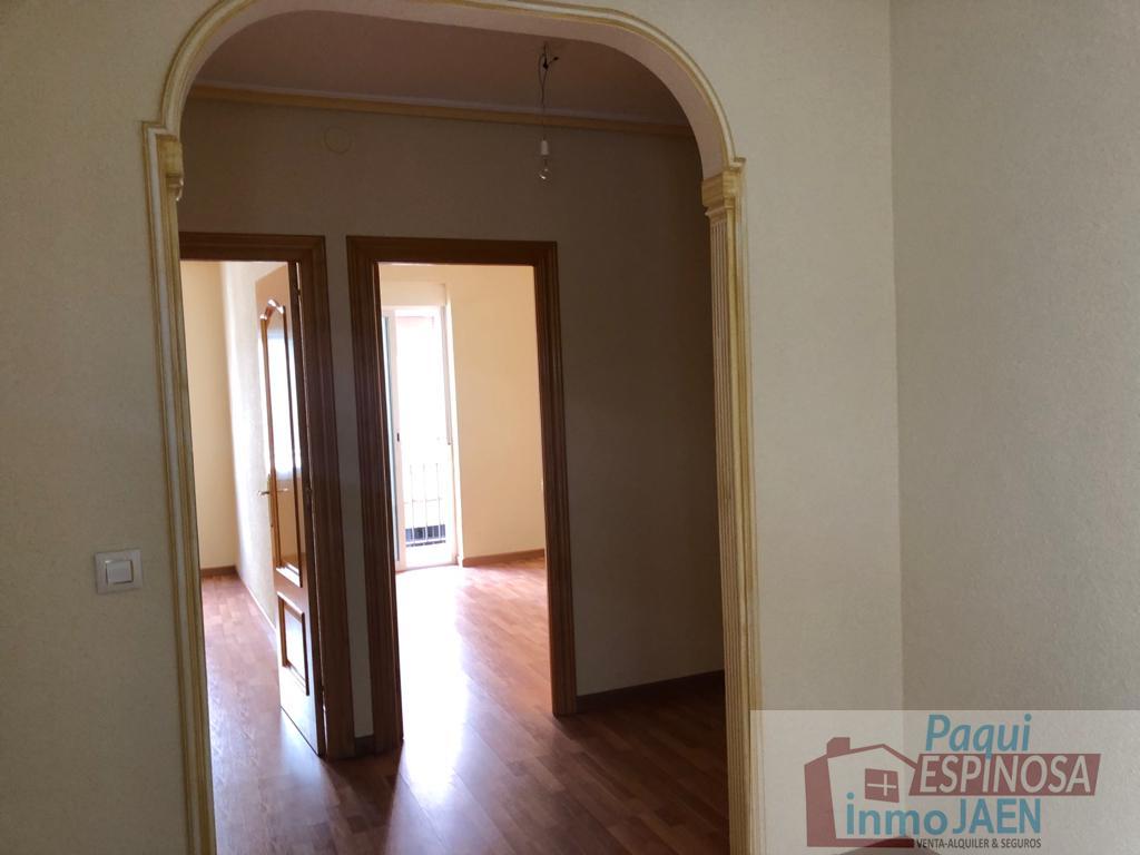 For sale of flat in Torredonjimeno