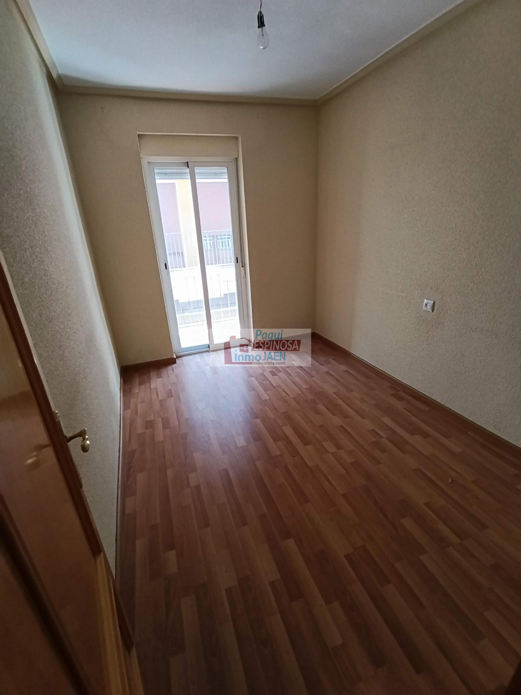 Venta de piso en Torredonjimeno