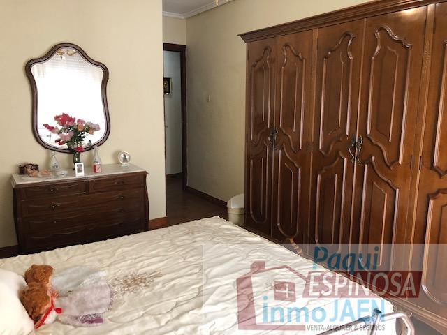 For sale of flat in Torre del Campo