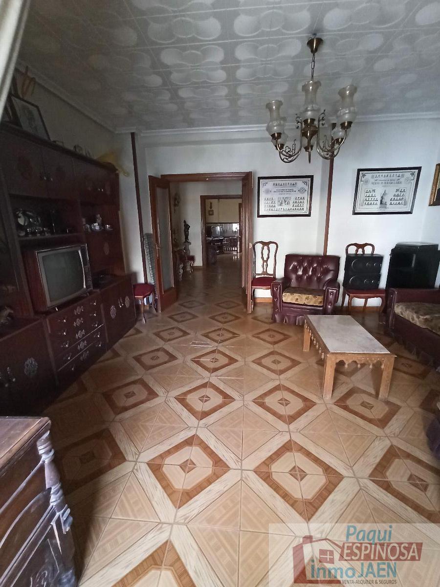 Venta de casa en Torredonjimeno