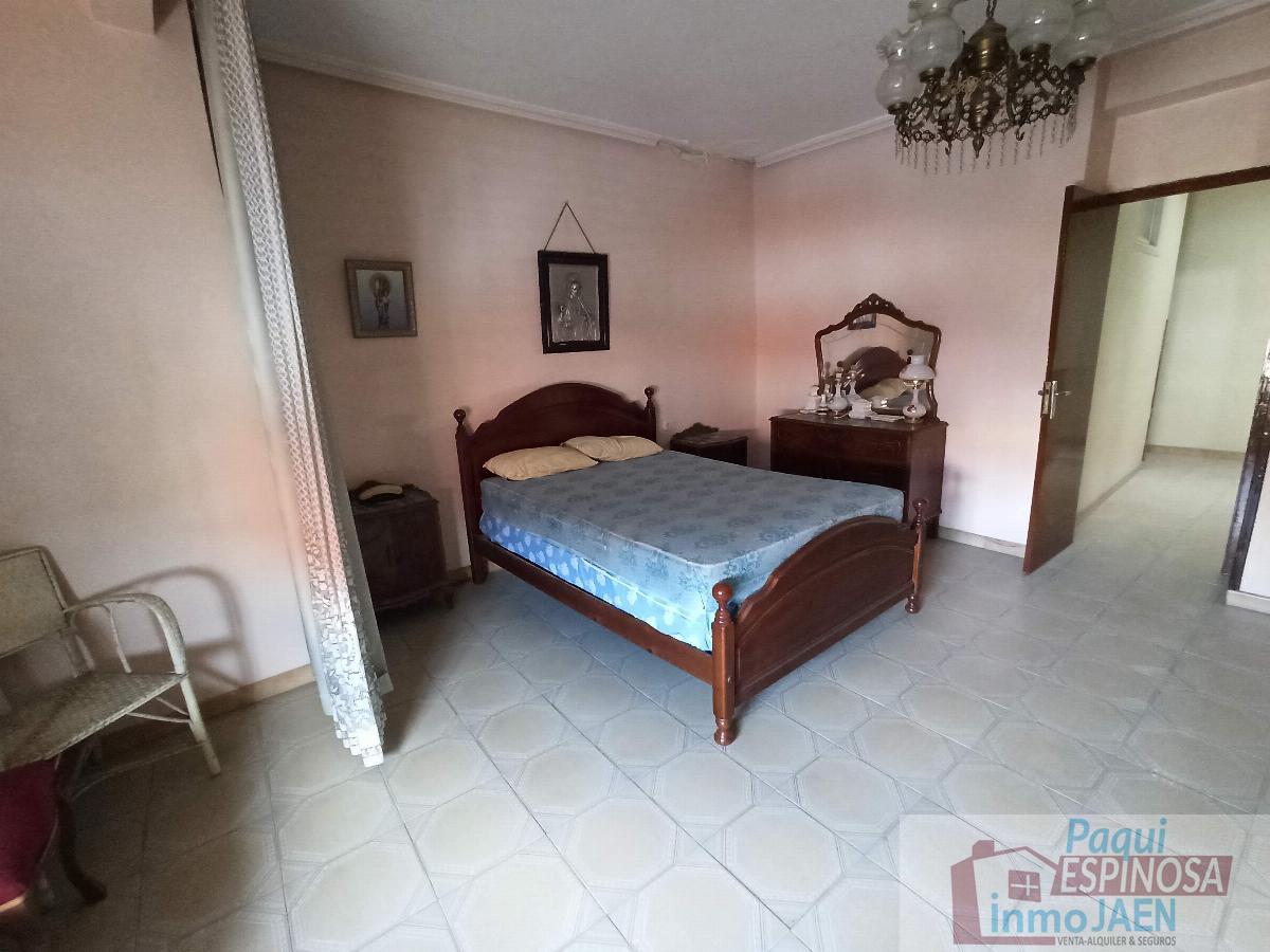 Venta de casa en Torredonjimeno