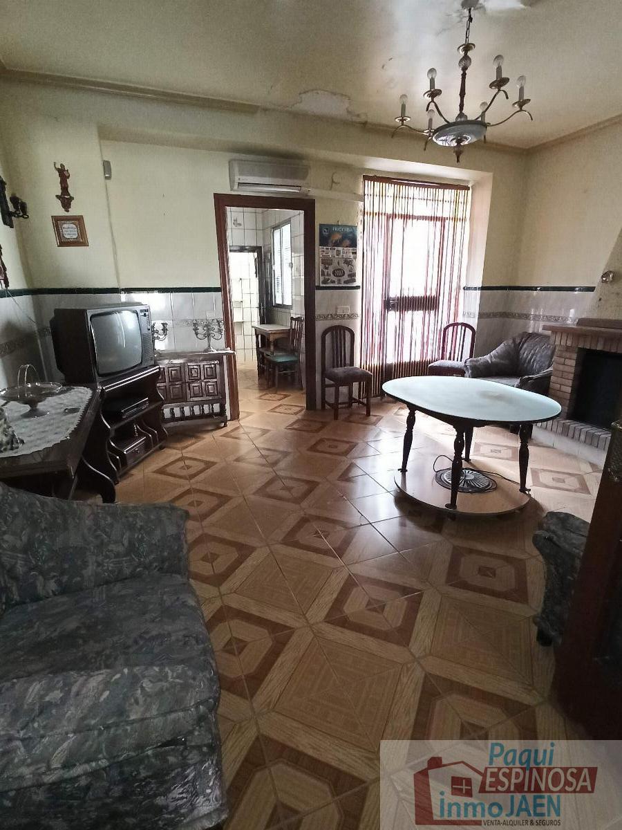 Venta de casa en Torredonjimeno