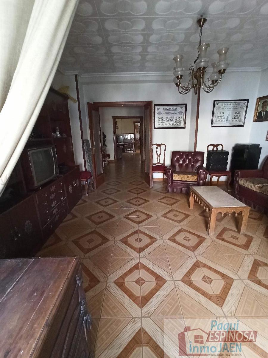 Venta de casa en Torredonjimeno