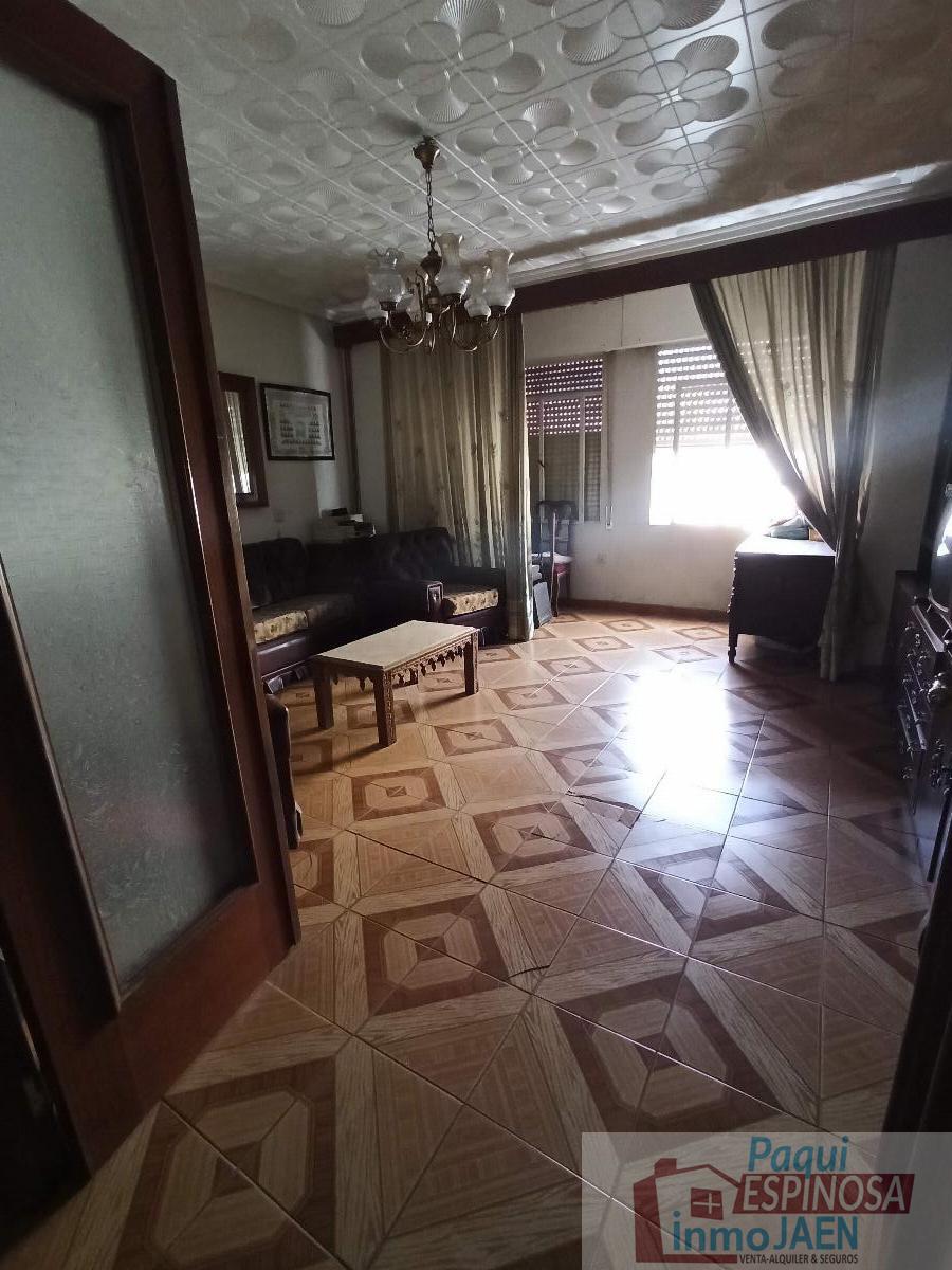 Venta de casa en Torredonjimeno