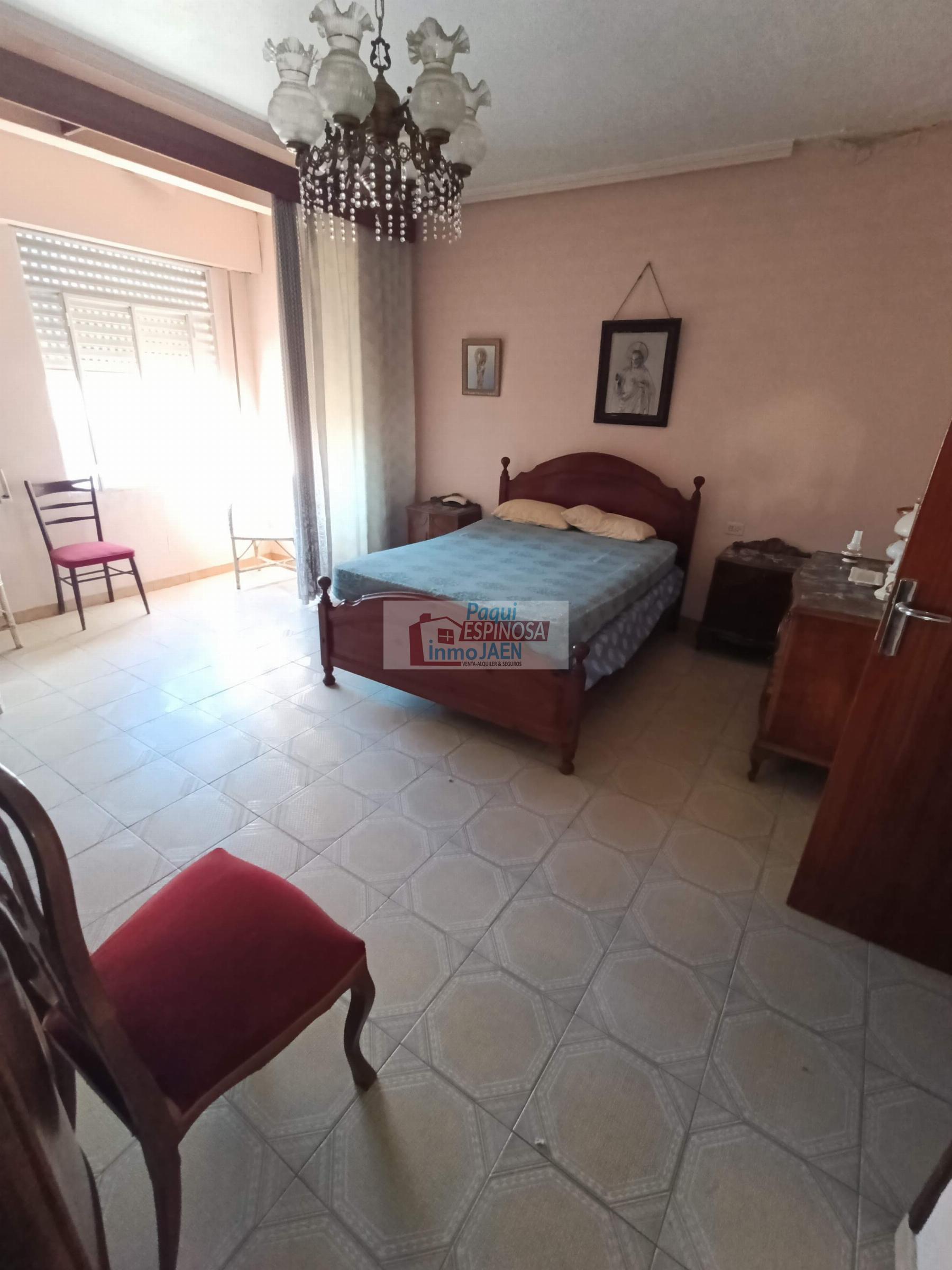 Venta de casa en Torredonjimeno