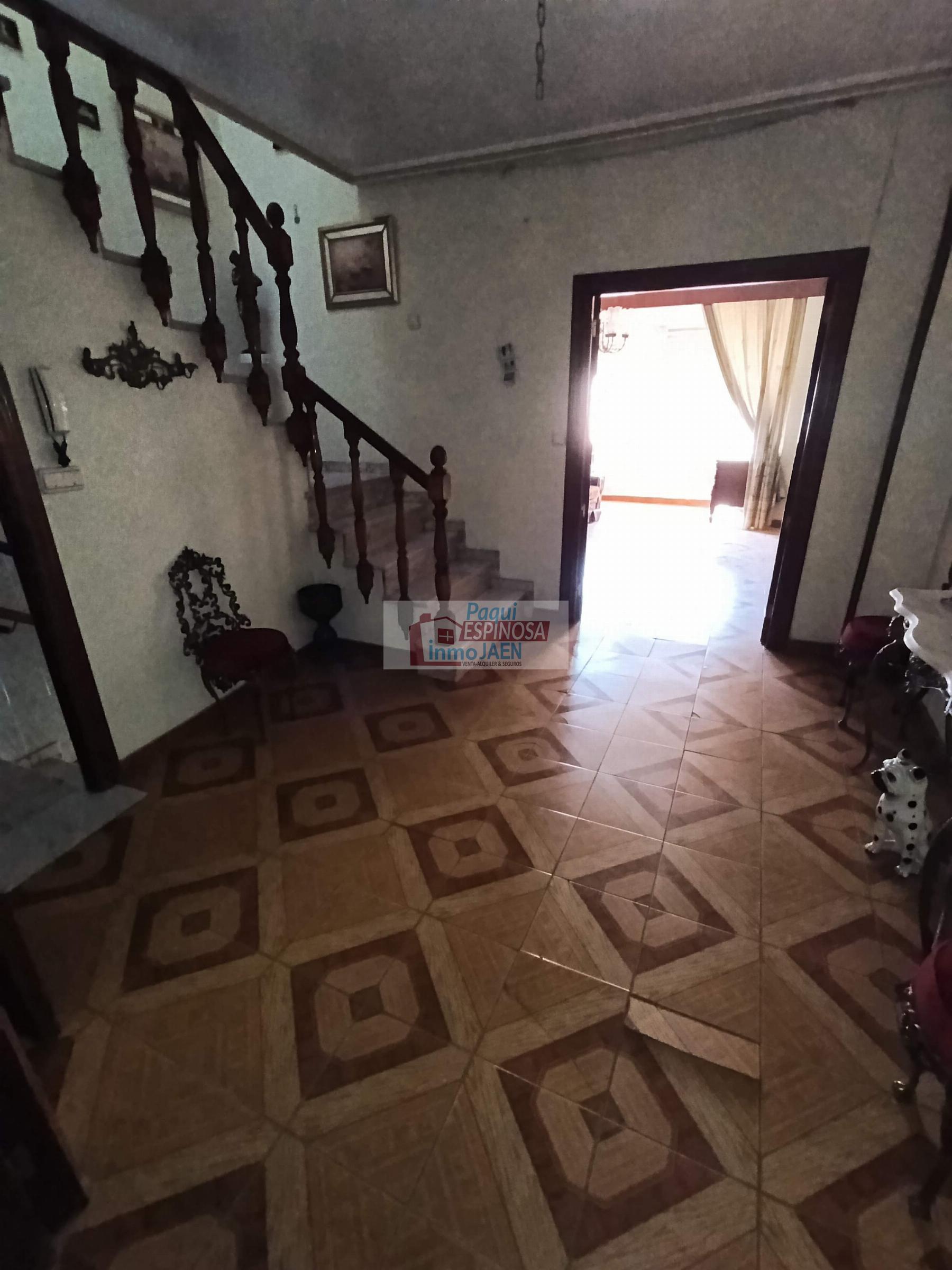 Venta de casa en Torredonjimeno